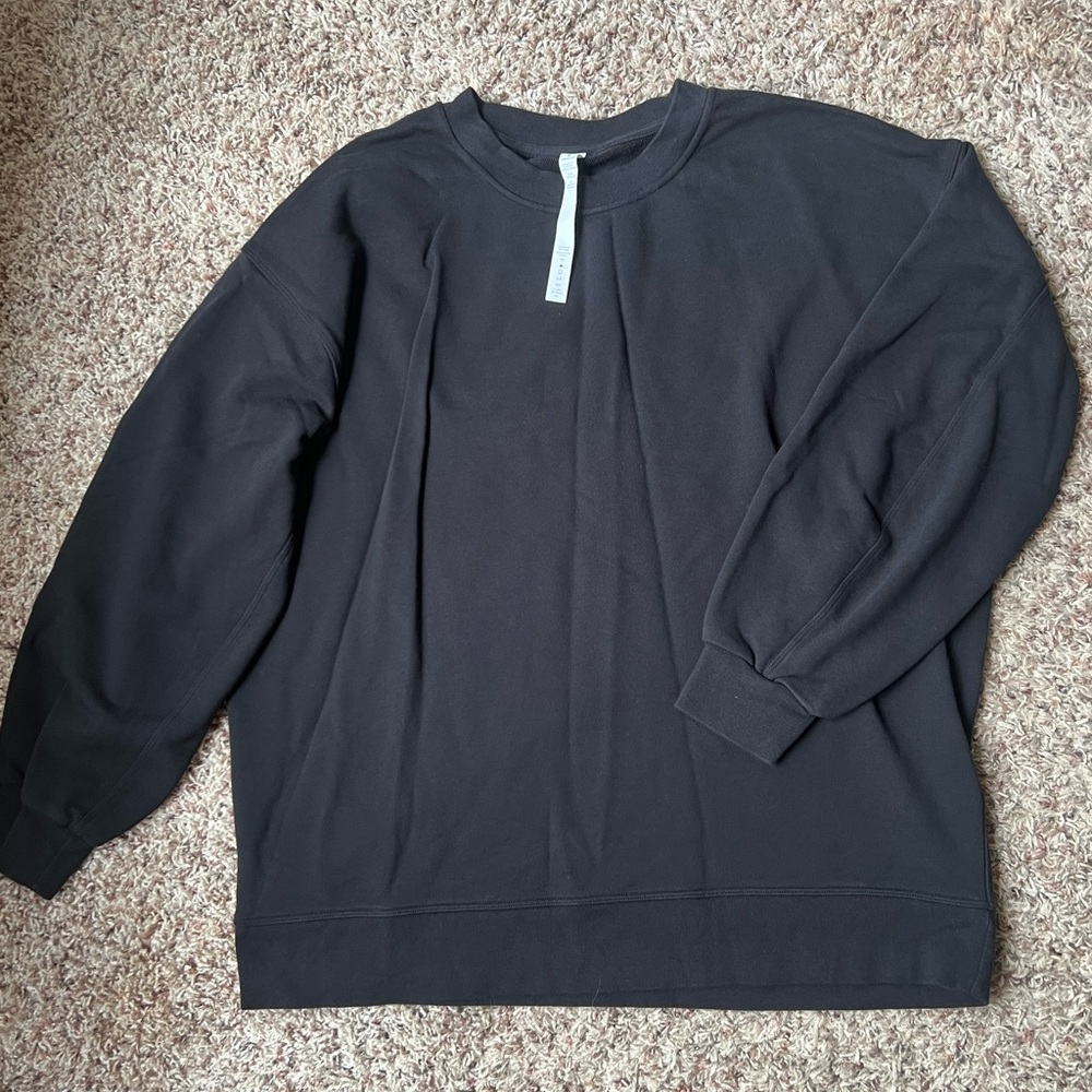 Lululemon perfectly oversized crew size 8 black